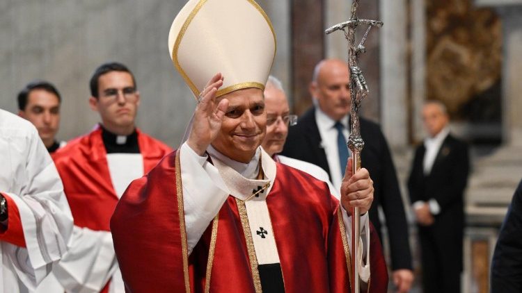 León XIV agradeció el legado de Francisco en una misa por él