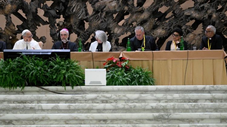 León XIV: 'La Iglesia puede transformar las culturas que discriminan a las mujeres' León XIV: 'La Iglesia puede transformar las culturas que discriminan a las mujeres'
