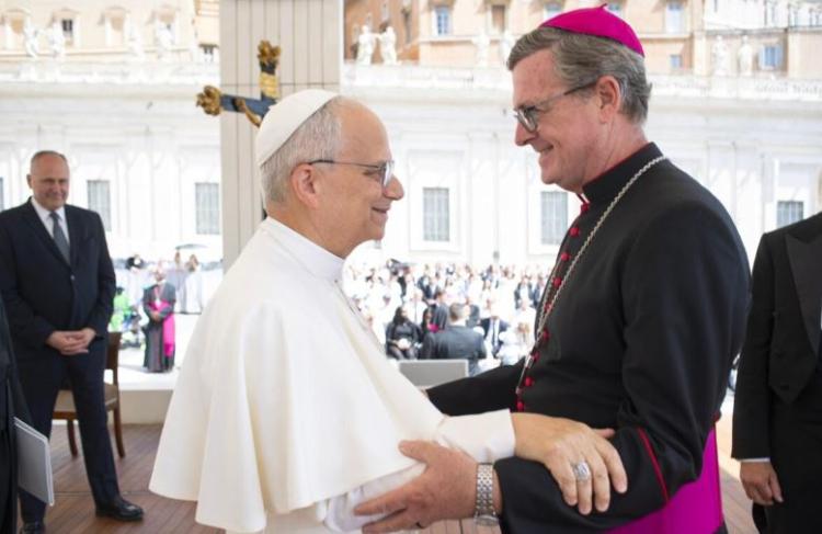 Mons. García Cuerva y María Lía Zervino confirmados en el Dicasterio para los Obispos