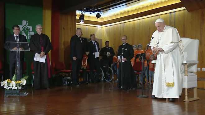 Lisboa 2023: Francisco recuerda que la caridad se demuestra 'ensuciándose las manos' Lisboa 2023: Francisco recuerda que la caridad se demuestra 'ensuciándose las manos'