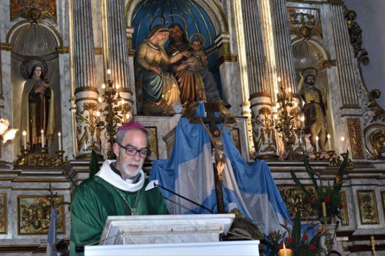 Lomas de Zamora celebró una misa por las familias Lomas de Zamora celebró una misa por las familias