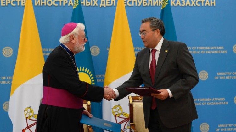 Los agentes pastorales obtendrán más fácilmente permisos de residencia en Kazajstán Los agentes pastorales obtendrán más fácilmente permisos de residencia en Kazajstán