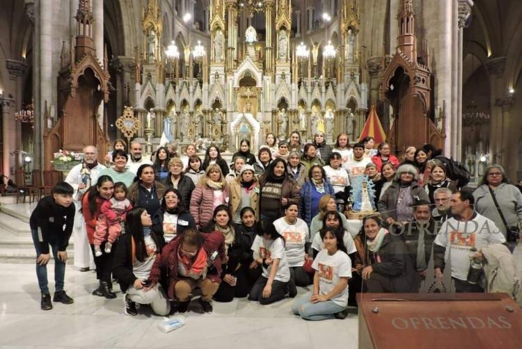Los Misioneros de la Virgen y el Negrito Manuel tuvieron su encuentro en Luján Los Misioneros de la Virgen y el Negrito Manuel tuvieron su encuentro en Luján