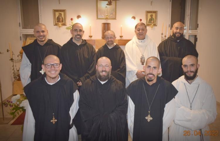 Los Monjes de la Santa Cruz inauguraron otro monasterio en Cruz del Eje Los Monjes de la Santa Cruz inauguraron otro monasterio en Cruz del Eje