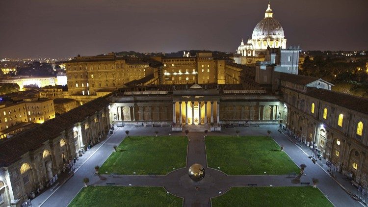 Los Museos Vaticanos reanudan las aperturas nocturnas extraordinarias Los Museos Vaticanos reanudan las aperturas nocturnas extraordinarias