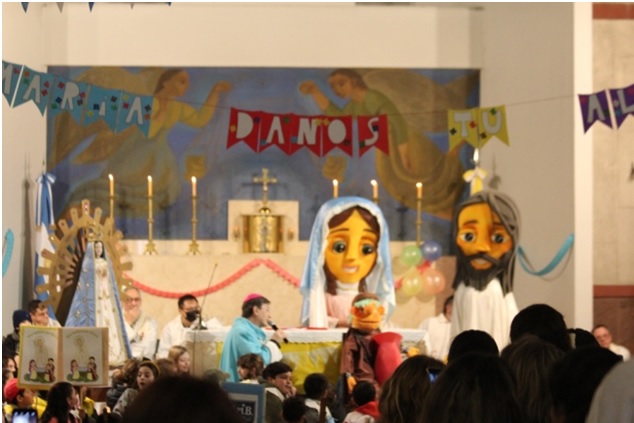 Los niños de Buenos Aires peregrinaron pidiendo la alegría de María Los niños de Buenos Aires peregrinaron pidiendo la alegría de María