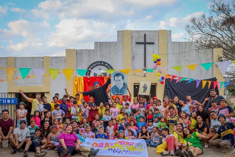 Los niños y los jóvenes 'más que penas necesitan oportunidades' afirman los salesianos