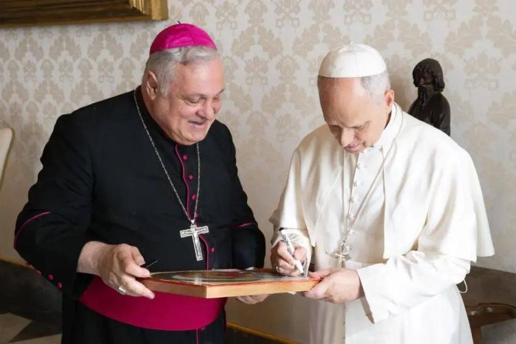 Los obispos argentinos se unen al llamado de León XIV a la paz y la esperanza