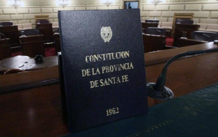 Santa Fe: los obispos piden incluir a la Iglesia Católica en la reforma constitucional Santa Fe: los obispos piden incluir a la Iglesia Católica en la reforma constitucional