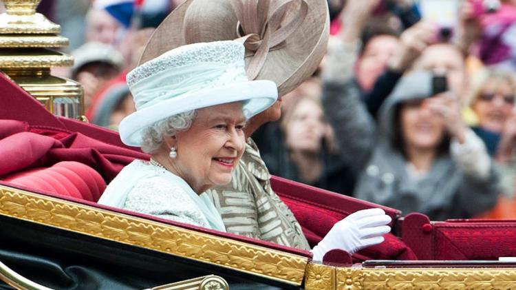 Card. Nichols: "La reina Isabel II será siempre una luz brillante en nuestra historia" Card. Nichols: "La reina Isabel II será siempre una luz brillante en nuestra historia"