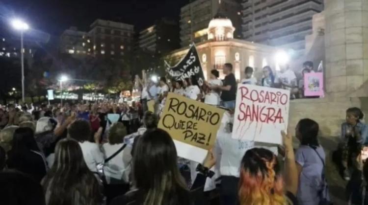 Los obispos expresan su cercanía con los rosarinos asolados por la violencia narco Los obispos expresan su cercanía con los rosarinos asolados por la violencia narco