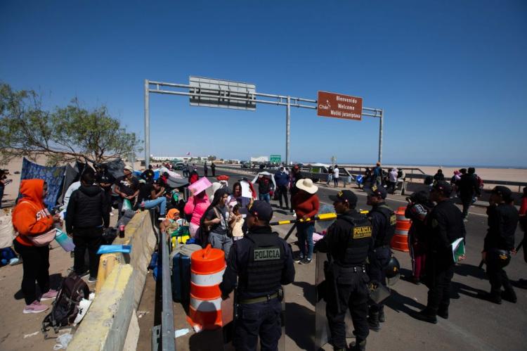 Los obispos peruanos instan a resolver la crisis migratoria en la frontera con Chile Los obispos peruanos instan a resolver la crisis migratoria en la frontera con Chile