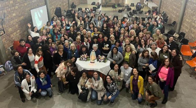 Más de 100 mujeres participaron de un encuentro diocesano en Godoy Cruz Más de 100 mujeres participaron de un encuentro diocesano en Godoy Cruz