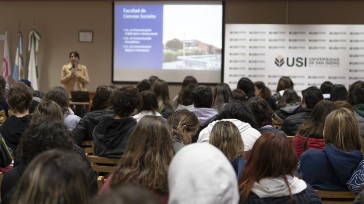 Más de 3.000 jóvenes sanisidrenses en la 29ª Jornada de Orientación Vocacional Más de 3.000 jóvenes sanisidrenses en la 29ª Jornada de Orientación Vocacional