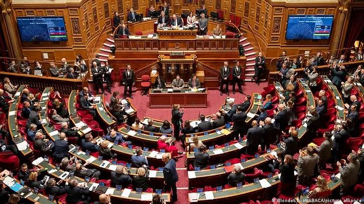 Médicos católicos lamentan la inclusión del aborto en la Constitución francesa Médicos católicos lamentan la inclusión del aborto en la Constitución francesa