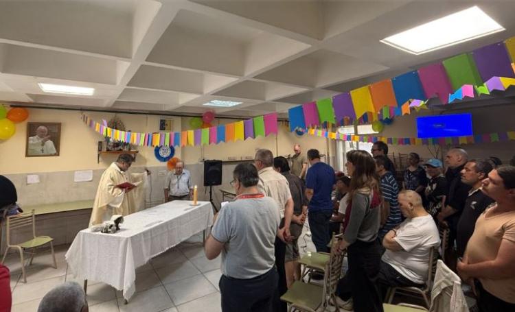 Medio siglo de acompañar: misa por los 50 años del Hogar Año Santo Medio siglo de acompañar: misa por los 50 años del Hogar Año Santo
