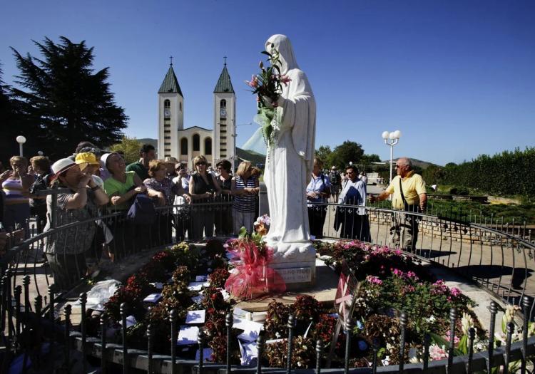 Medjugorje: 'El corazón del pastor y la fe de la gente' Medjugorje: 'El corazón del pastor y la fe de la gente'