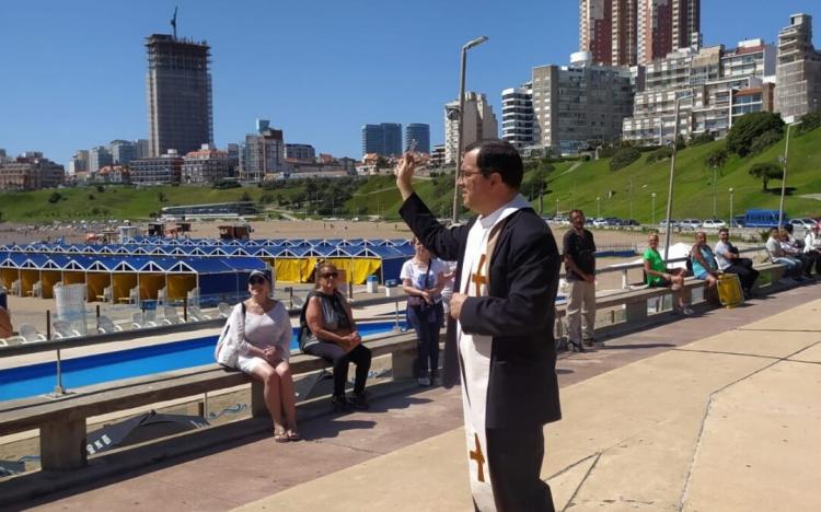 Mensaje de Mons. Mestre a los turistas, en el inicio de una nueva temporada estival Mensaje de Mons. Mestre a los turistas, en el inicio de una nueva temporada estival
