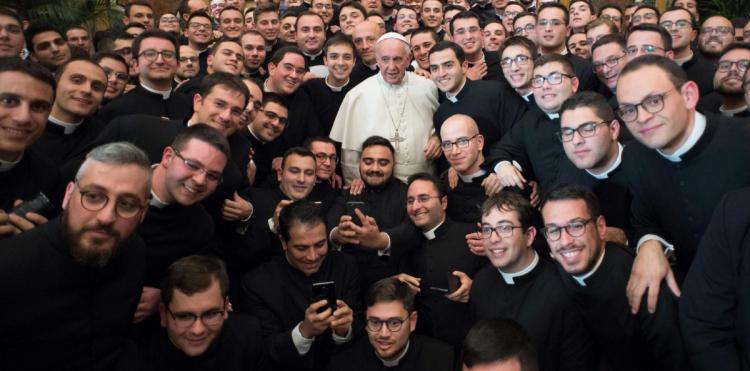Mensaje del Papa por la Jornada de las Vocaciones 2024 Mensaje del Papa por la Jornada de las Vocaciones 2024