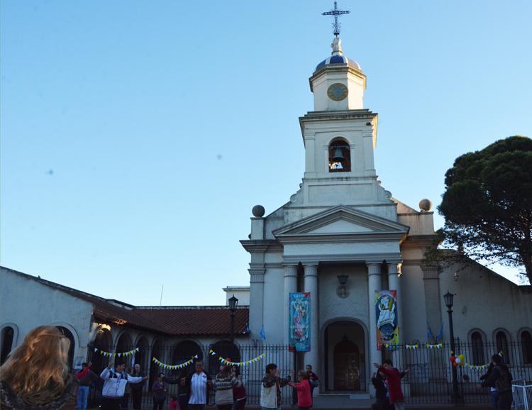 Merlo-Moreno celebra "25 años caminando juntos, acompañados por María de Guadalupe" Merlo-Moreno celebra "25 años caminando juntos, acompañados por María de Guadalupe"