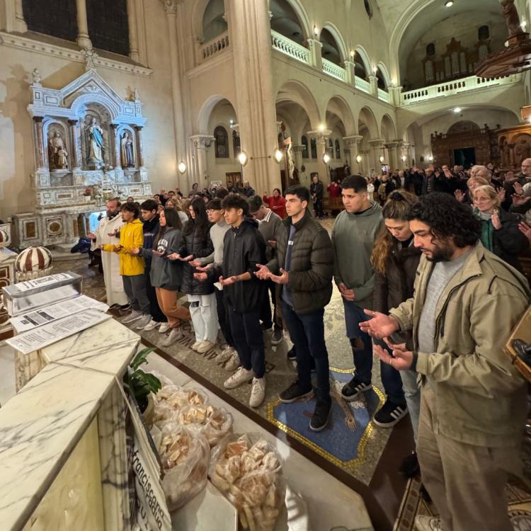 Merlo-Moreno: misa de envío para los jóvenes que participarán en el Jubileo en Roma Merlo-Moreno: misa de envío para los jóvenes que participarán en el Jubileo en Roma