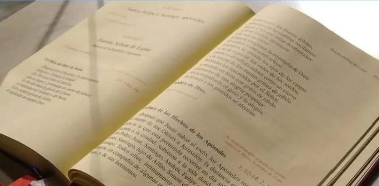 Mes de la Biblia: 'La Palabra que edifica' Mes de la Biblia: 'La Palabra que edifica'