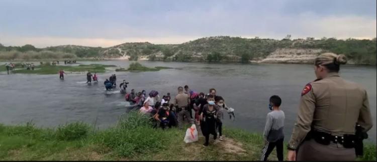México-EE.UU: Los obispos de la frontera preocupados por el fenómeno migratorio México-EE.UU: Los obispos de la frontera preocupados por el fenómeno migratorio