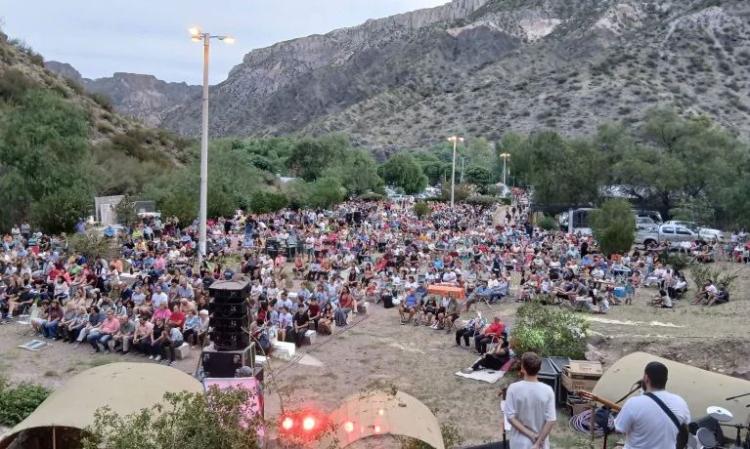 Miles de fieles celebran el día de la Inmaculada en el santuario del Valle Grande