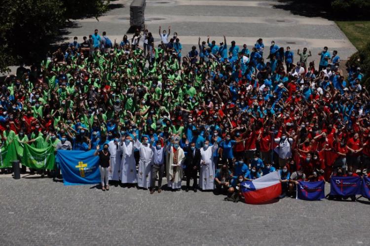 Miles de universitarios chilenos misionan por todo el país Miles de universitarios chilenos misionan por todo el país