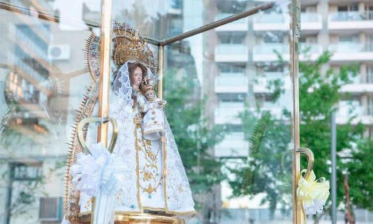 Misa por los 250 años de la presencia de la imagen de la Virgen en Rosario Misa por los 250 años de la presencia de la imagen de la Virgen en Rosario