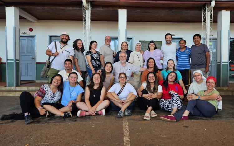 Misioneros argentinos se preparan para ir a la Amazonía Peruana Misioneros argentinos se preparan para ir a la Amazonía Peruana