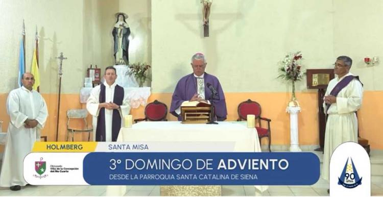 Mons. Adolfo Uriona: 'Tenemos que ser testigos de la presencia de Jesús' Mons. Adolfo Uriona: 'Tenemos que ser testigos de la presencia de Jesús'