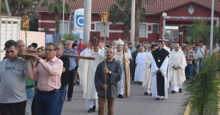 Mons. Araya: 'Vivamos esta apertura a la misericordia y a la indulgencia' Mons. Araya: 'Vivamos esta apertura a la misericordia y a la indulgencia'