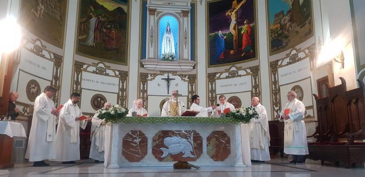 Mons. Azpiroz Costa recordó que Cristo edifica su Iglesia sobre la figura de Pedro