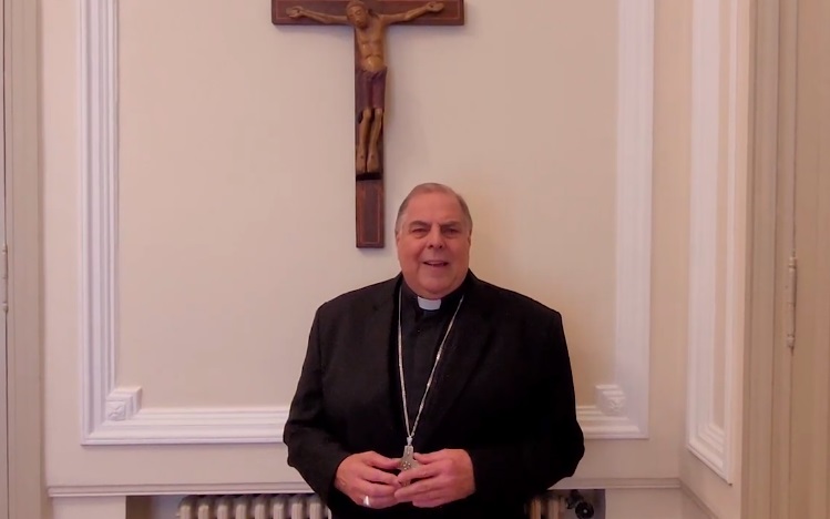 Mons. Bochatey: "Jesús resucitó para salvarnos, para crear paz y amor" Mons. Bochatey: "Jesús resucitó para salvarnos, para crear paz y amor"