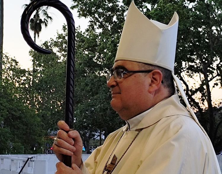 Mons. Buenanueva celebró 35 años de sacerdocio Mons. Buenanueva celebró 35 años de sacerdocio