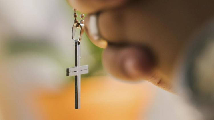 Mons. Buenanueva: 'La cruz, clavada en medio del mundo, es una fuerza centrípeta que nos atrae' Mons. Buenanueva: 'La cruz, clavada en medio del mundo, es una fuerza centrípeta que nos atrae'