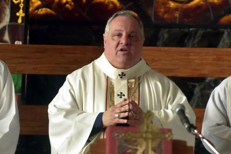 Mons. Colombo alentó a abrazar la vida con ternura y misericordia Mons. Colombo alentó a abrazar la vida con ternura y misericordia