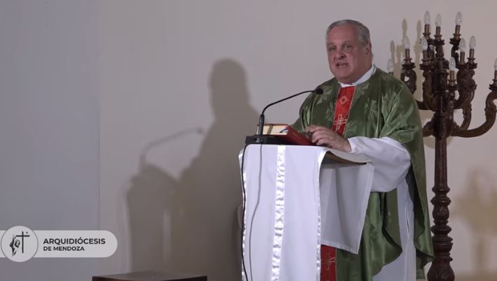 Mons. Colombo anima a vivir con nuevos parámetros, guiados por la misericordia Mons. Colombo anima a vivir con nuevos parámetros, guiados por la misericordia