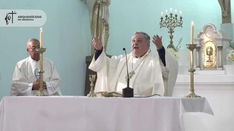 Mons. Colombo: "Corpus Christi, un verdadero compromiso de fe" Mons. Colombo: "Corpus Christi, un verdadero compromiso de fe"