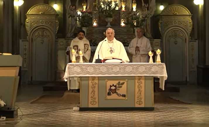 Mons. Colombo: El "abismo doloroso" entre quienes tienen mucho y quienes no tienen nada Mons. Colombo: El "abismo doloroso" entre quienes tienen mucho y quienes no tienen nada