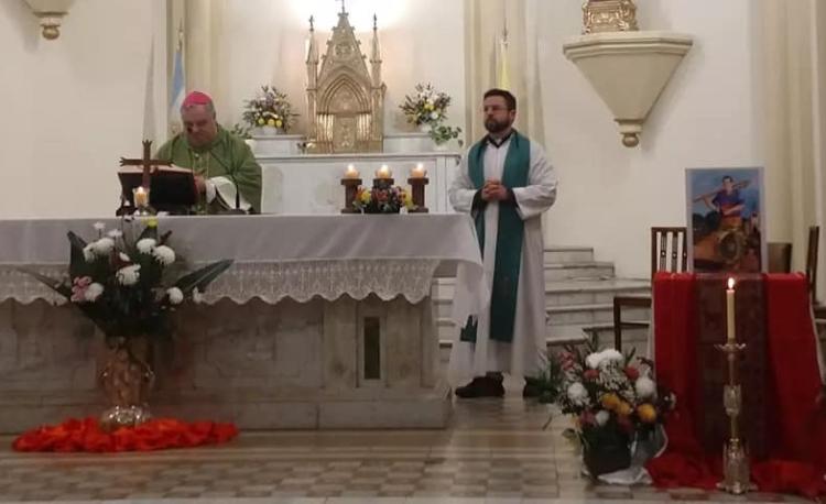Mons. Colombo pidió al beato Pedernera que guíe al pueblo hacia la amistad social Mons. Colombo pidió al beato Pedernera que guíe al pueblo hacia la amistad social