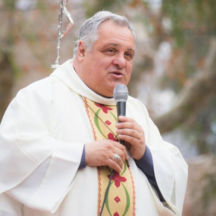 Mons. Colombo: 'Vivir la Pascua con Jesús dentro de ella' Mons. Colombo: 'Vivir la Pascua con Jesús dentro de ella'