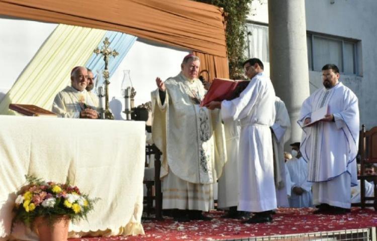 Mons. Conejero Gallego: "Como Jesús, testigos de la Verdad