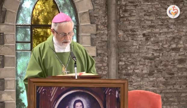 Mons. Croxatto: 'Mirar si mi vida y mi entrega hoy cautivan el Corazón de Jesús' Mons. Croxatto: 'Mirar si mi vida y mi entrega hoy cautivan el Corazón de Jesús'