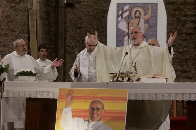 Mons. Croxatto propone una oración para rezar hasta que salga elegido el nuevo Papa Mons. Croxatto propone una oración para rezar hasta que salga elegido el nuevo Papa