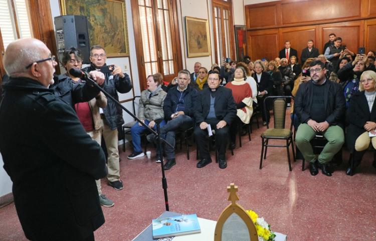 Mons. Dus: 'La comunicación como herramienta de sanación y unidad' Mons. Dus: 'La comunicación como herramienta de sanación y unidad'