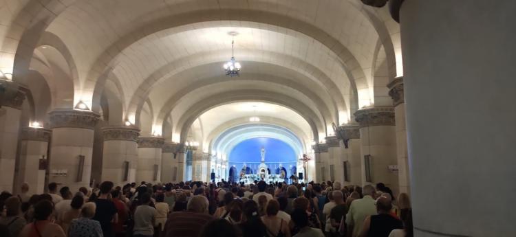 Mons. Fassi: "María nos abre la puerta de entrada al Evangelio" Mons. Fassi: "María nos abre la puerta de entrada al Evangelio"