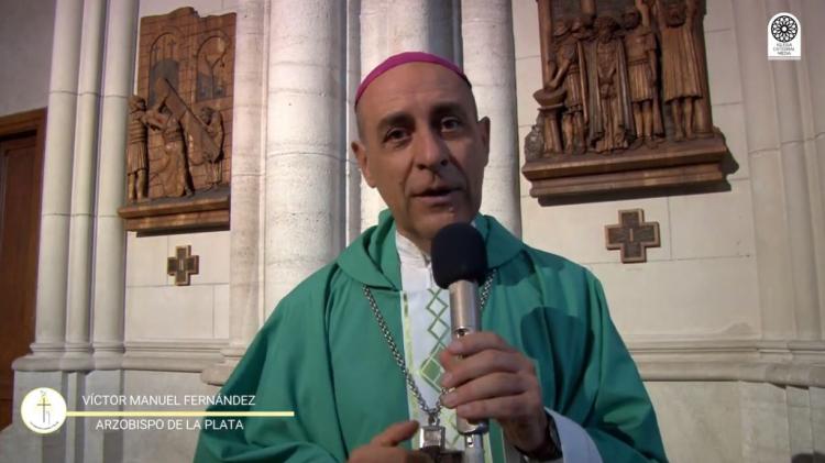 Mons. Fernández invitó a los platenses a visitar una muestra de la Sábana Santa Mons. Fernández invitó a los platenses a visitar una muestra de la Sábana Santa