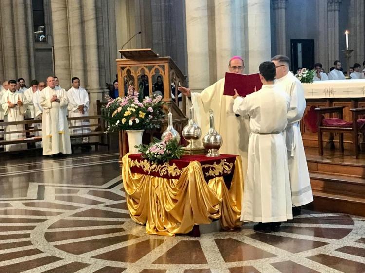 Mons. Fernández: 'La Semana Santa, una aventura del Espíritu' Mons. Fernández: 'La Semana Santa, una aventura del Espíritu'